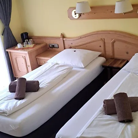 Gaestehaus Steger 게스트하우스 4*