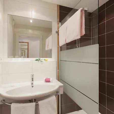 Gaestehaus Steger 게스트하우스 4*